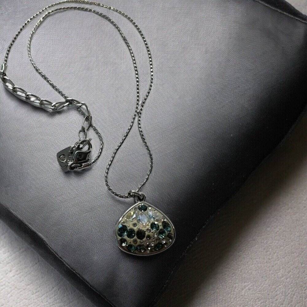 Vintage Swarovski Swan Logo Crystal SilverTone Pendant Necklace‎ 18"